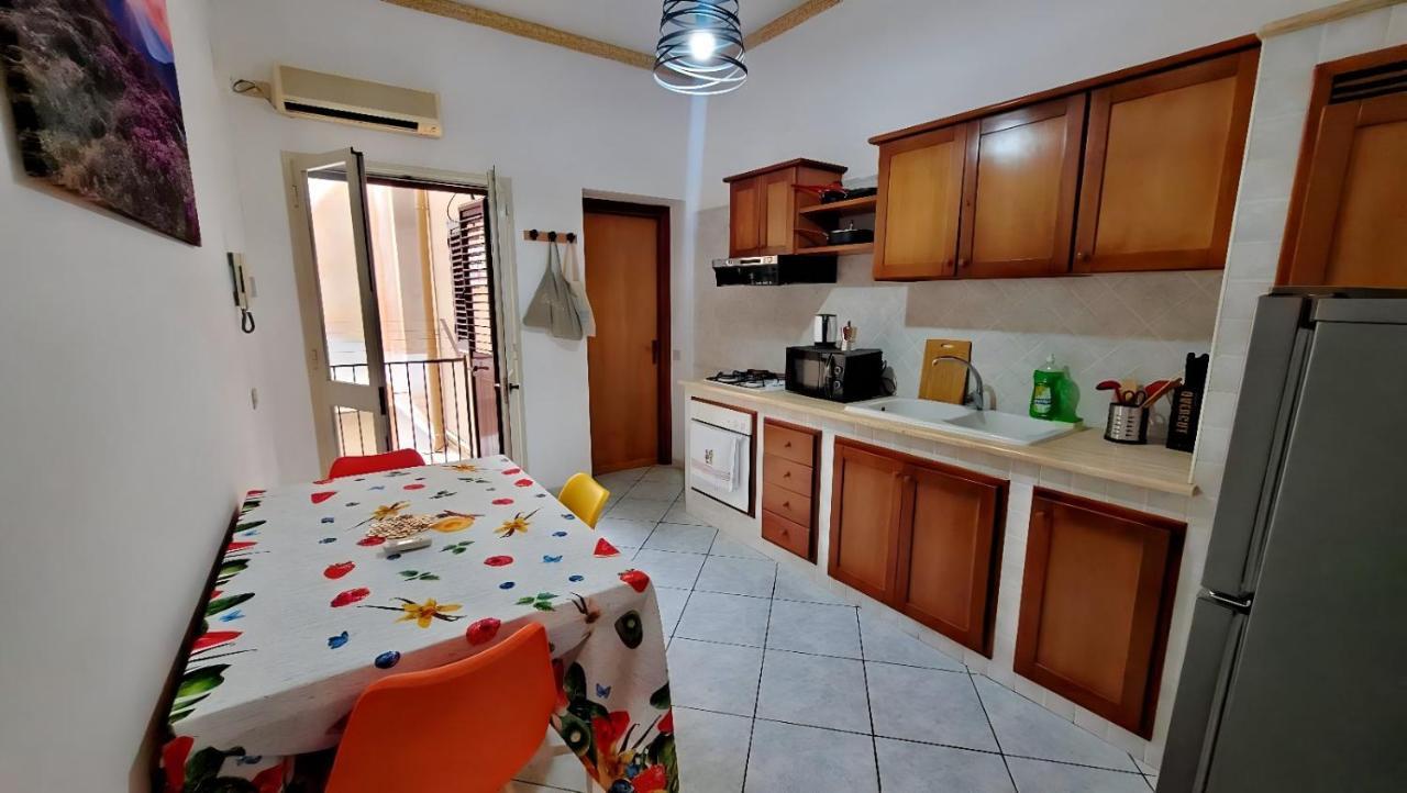 Happie Casa Stazione Apartment